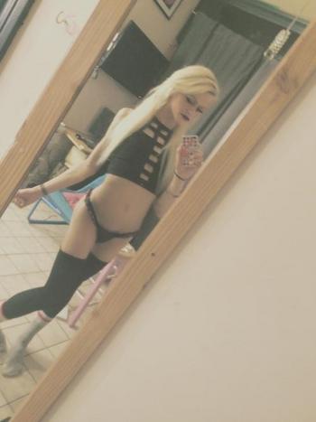 ?Nikki Kittens ?Naughty Blondie 21ans ?