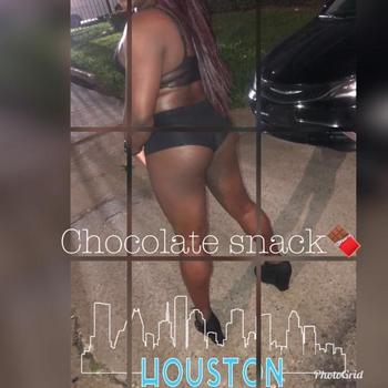 Chocolate Snack ?? invading the city for a limited time???Seeing who can handle this nice warm Chocolate sauce ??Freaky you get the wetter the Sauce???