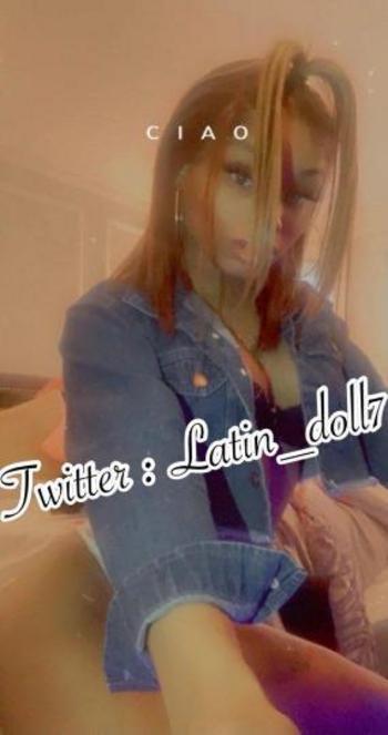 Beautiful Latina Goddess ?? New In Town