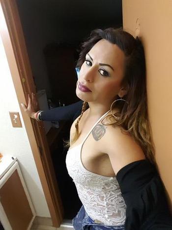 ????HELLO ?GENTLEMAN ??IM READY? TO HAVE ?FUN ??COME ENJOY A ?BEAUTIFUL ?SEXY ?SWEET ?TS GIRL