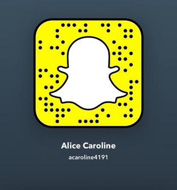 I'm available for both incall or outcall service ? snapchat : acaroline4191