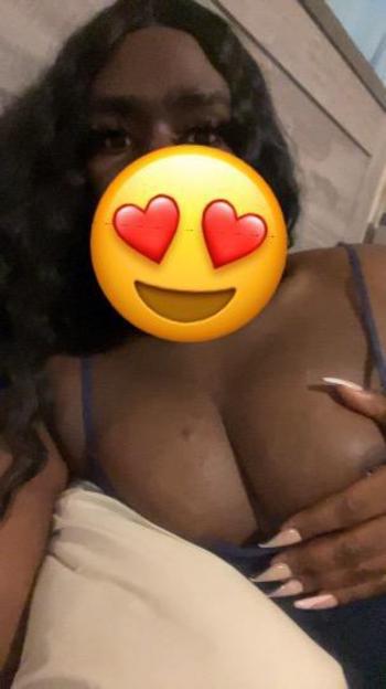 SEXY TRANS TOP 8INCHES CHOCOLATE GIRL INCALLS ONLY ???