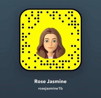 I do FaceTime fun & selling my hot ? videos at best. general Massage & Body rubs with happy ending?? ???Snapme Rosejasmine1b