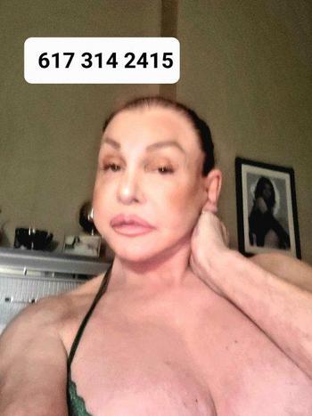 Mature ts whit experience Hung Dhaliah 617 314 2415