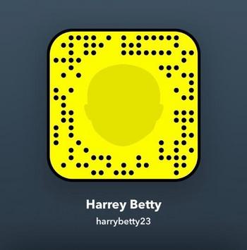 snapchat:harrybetty23 facetime show available both nudes and video content at your taste