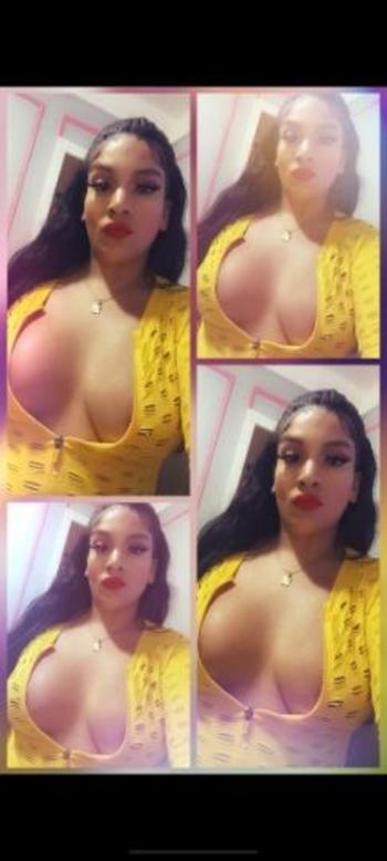 HOSTING NOW! 100000% actual recwent photos, Busty curvacoues latina mami!