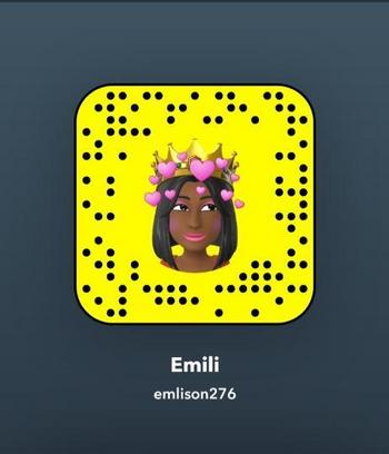 My Snapchat &gt;&gt; emlison276 ? I do FaceTime fun and selling my hot ? videos at best rate? add me up on Snapchat for FaceTime?