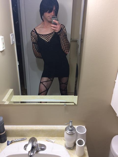 33 Year Old False Transgender Escort • Hamilton Oakville Toronto Shemale Escort