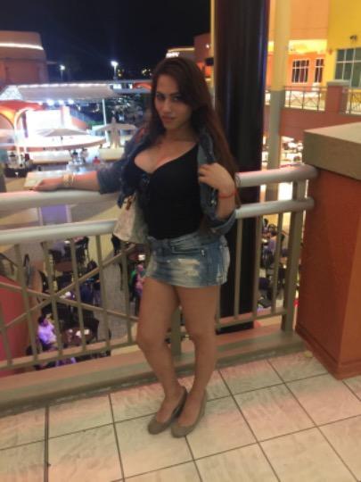 (305) 988-7764 🔥 Sexy TS Jennifer Visitando Miami. 🔥 Miami International Airport shemale escort